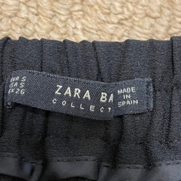 ZARA Textured Crepe Pants with Gold Side Stripe Black – S - Picture 5 of 13